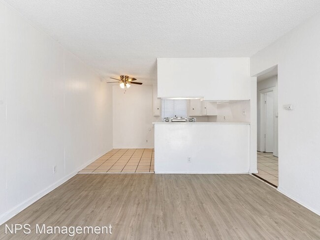 Foto del edificio - 3 br, 1 bath Apartment - 409 South Harris ...