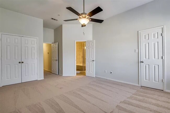 Building Photo - 9707 Wake Bridge Dr