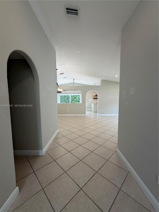 Foto del edificio - 14525 NW 88th Ave