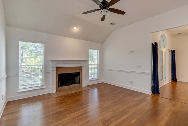 Building Photo - 626 Marsh View Dr