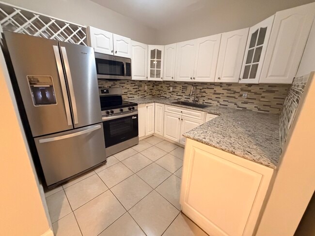 Building Photo - 11515 SW 172nd Ter