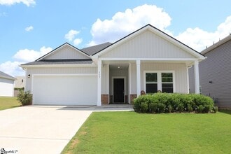 Building Photo - 117 Layken Dr