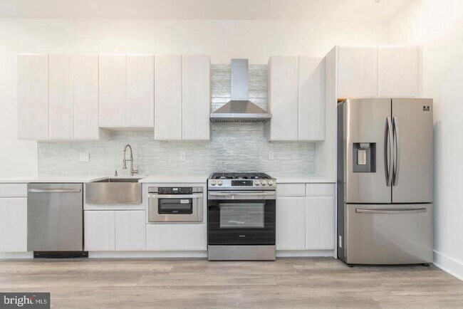 Foto del edificio - 90-94 E Laurel St