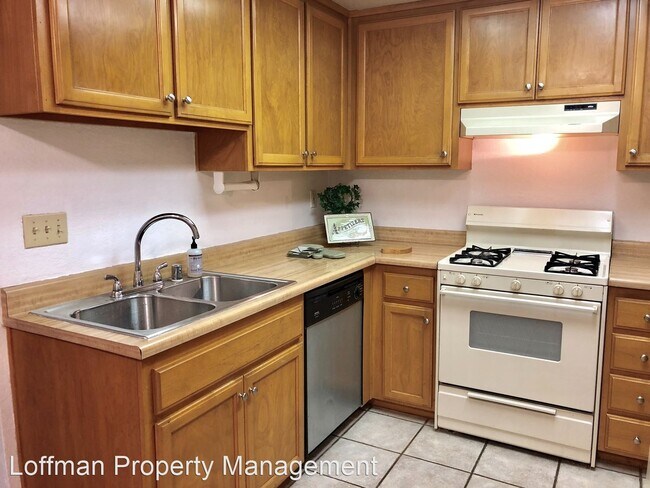 Building Photo - 2 br, 2 bath House - 5636 Mapleridge Court