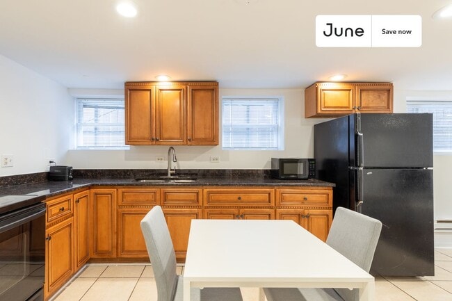 Foto del edificio - 1841 N Mozart St