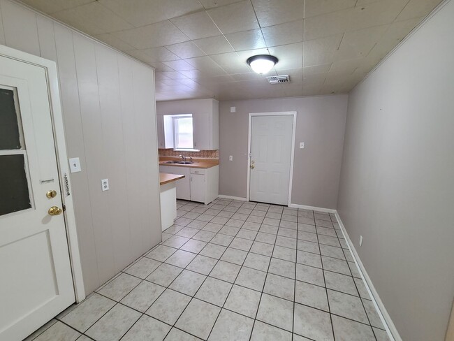 Foto del edificio - Coming Soon! Cozy 2-Bedroom Home w/ Fenced...