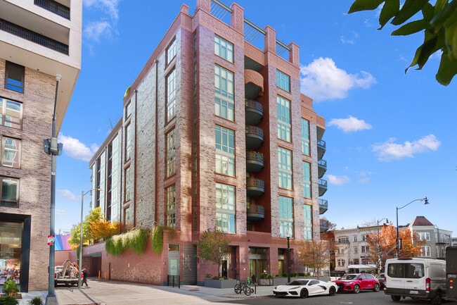 Building Photo - 810 O St NW
