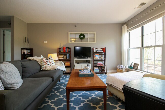 Foto del edificio - 6020 Chasewood Pkwy