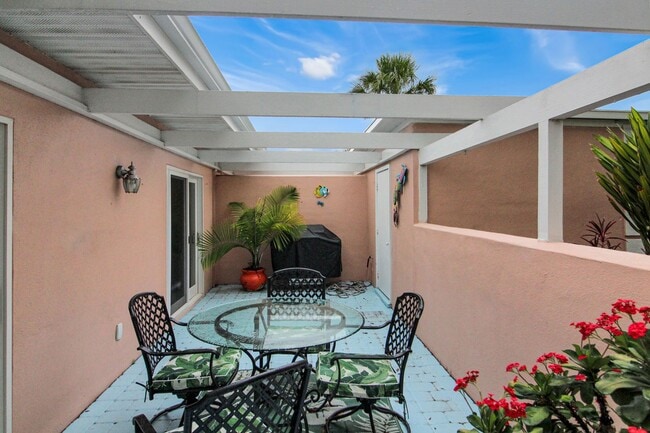 Building Photo - Plantation Golf and Country Club Annual Vi...
