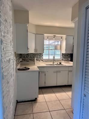 Foto del edificio - 318 E 137th Ave