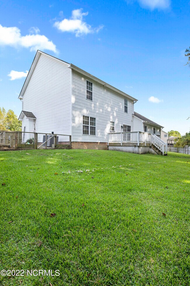 Building Photo - 257 Rutherford Way
