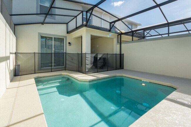 Foto del edificio - 4878 - Beautiful Townhome w/ Private Pool
