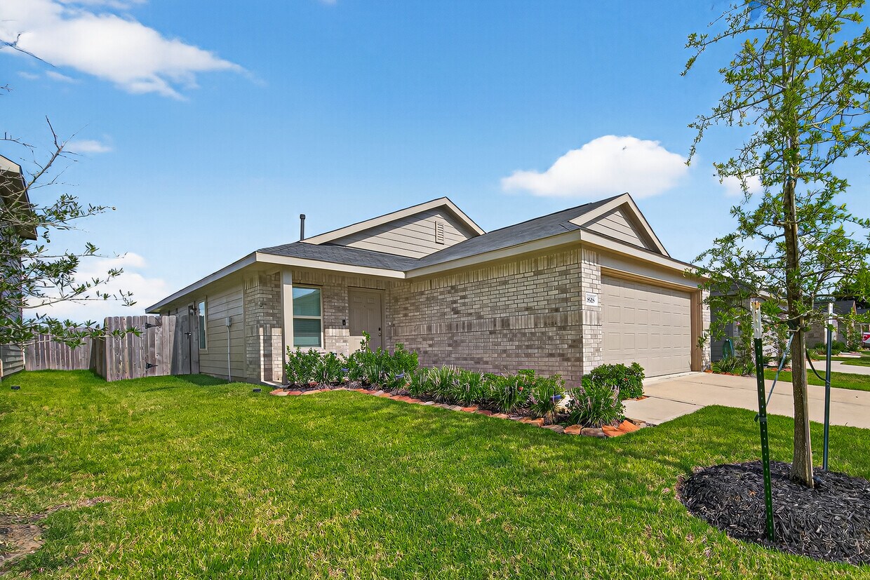 Foto principal - 18918 Western Falls Ct