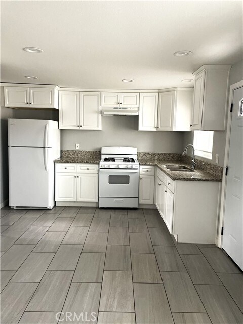 Foto del edificio - 922 N Cherry St