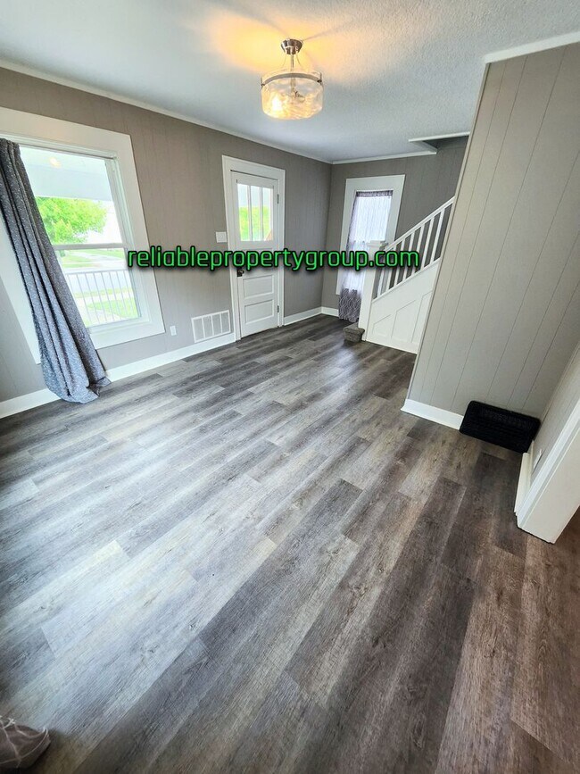 Foto del edificio - New Listing in Fort Wayne