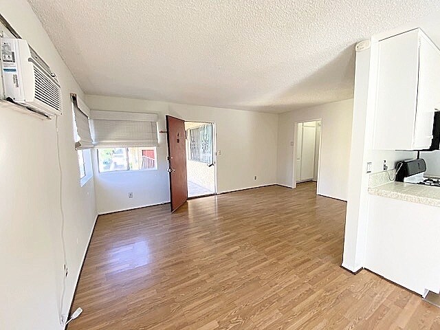 Foto del edificio - 1467 Silver Lake Blvd