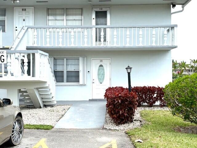 Primary Photo - 104 Kent St