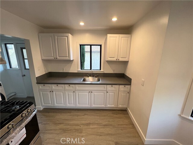 Foto del edificio - 12658 Oxnard St