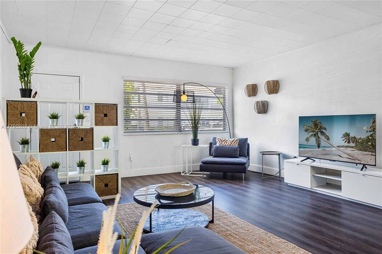 Foto principal - 1150 8th St