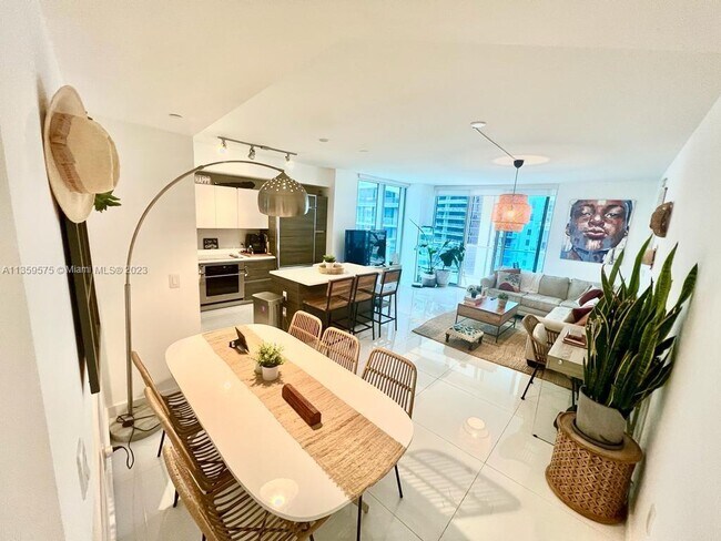 Foto del edificio - 1100 S Miami Ave