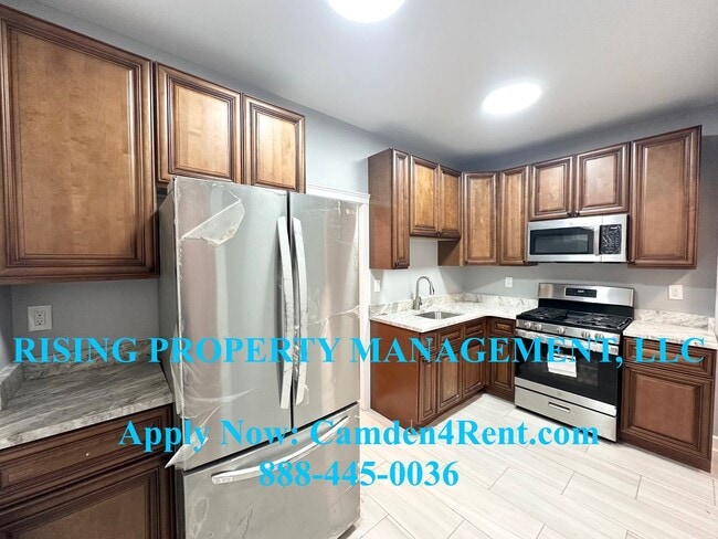 Building Photo - Newly Renovated 3 Bedroom 1.5 Bathroom semi-detached home in Parkside.  This home has refinished ...