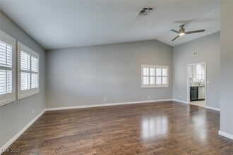 Building Photo - 362 Umbria Way