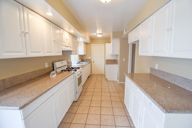 Foto del edificio - 19105 Friendly Valley Pkwy