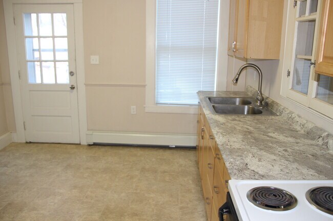 Kitchen - 22 Durham Rd