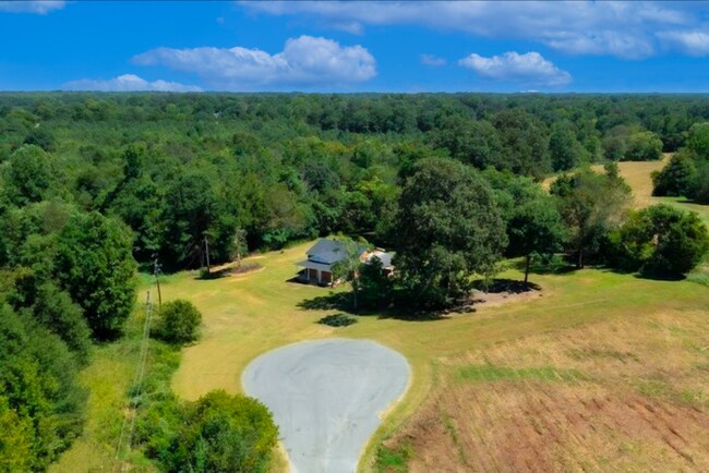 Foto del edificio - 407 Christopher Dr