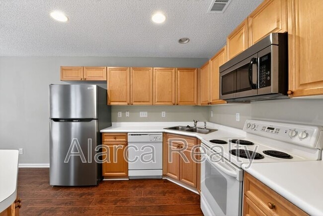 Building Photo - 4556 Panther Pl