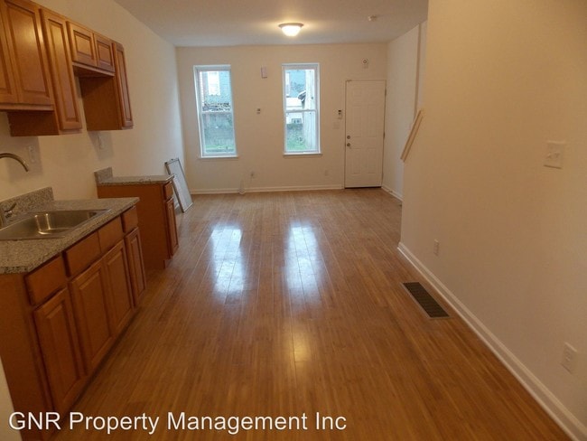 Building Photo - 3910 Wyalusing Ave