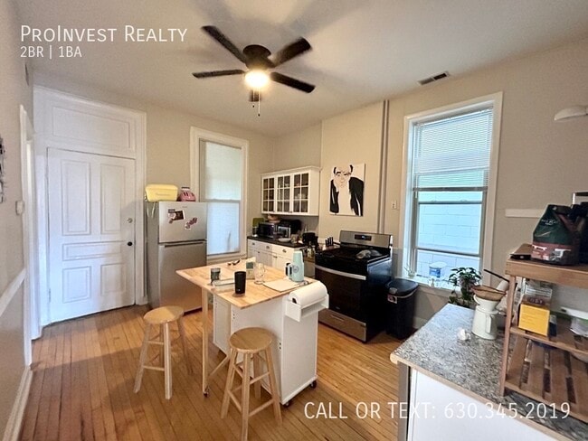 Building Photo - Available July 1st! Updated Beautiful Sun-...
