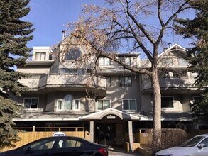 Building Photo - 1720-1713 13 St SW