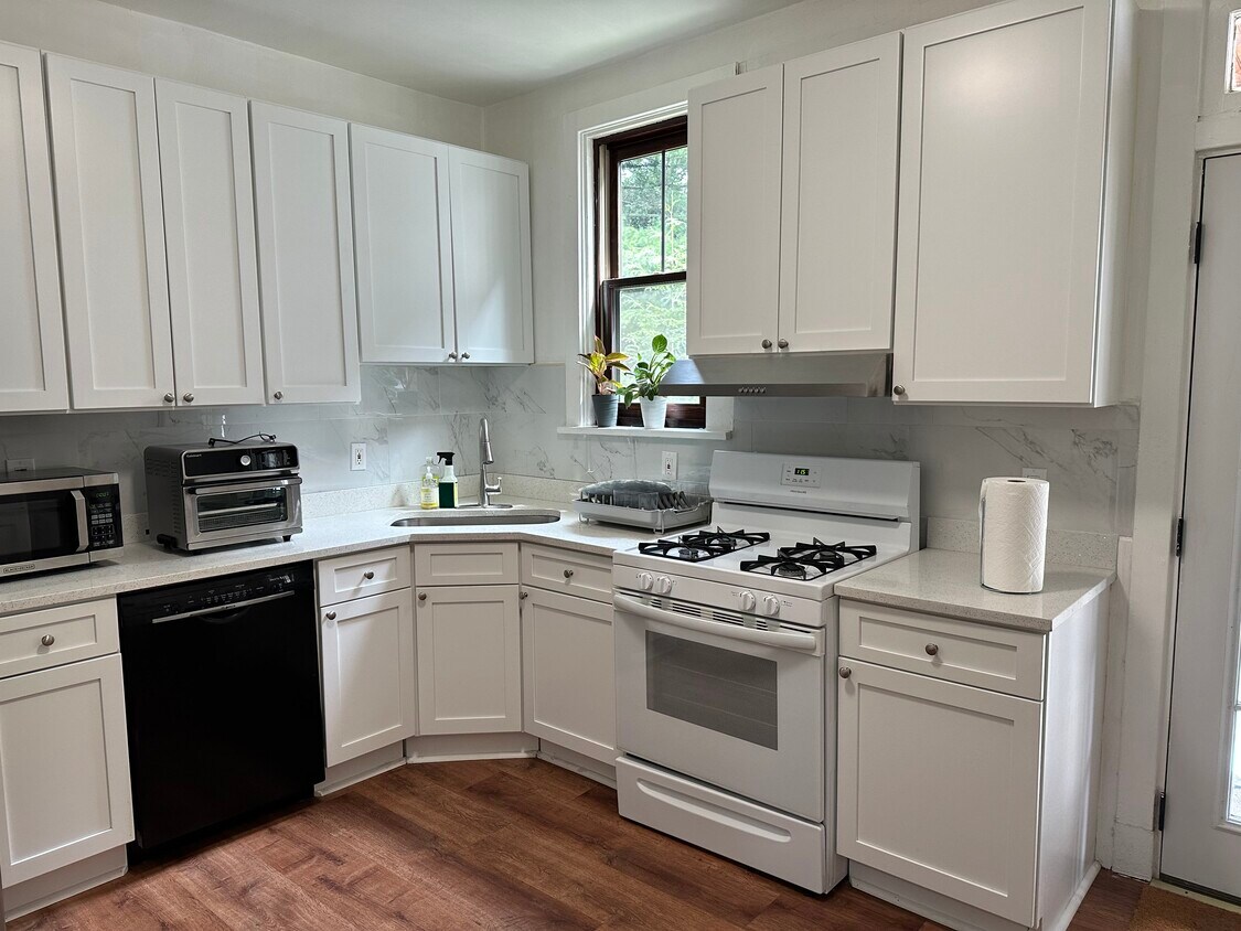 Foto principal - 2019 Wightman St