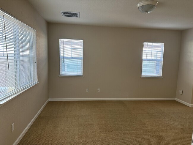 Foto del edificio - 167 Patio Ln