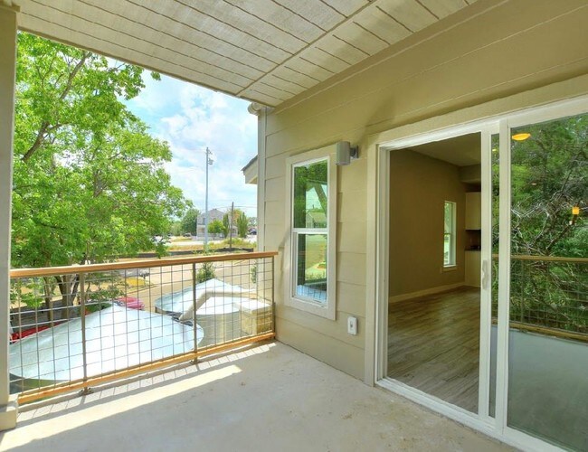 102 Blueridge Trail Unit 6 West Lake Hills Tx 78746 Apartment