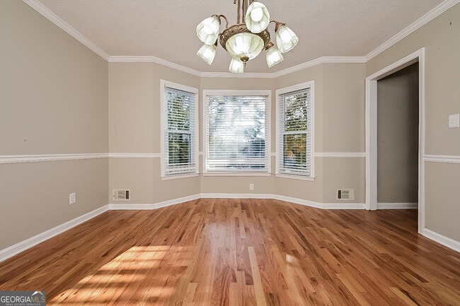 Building Photo - 310 Lakefront Dr