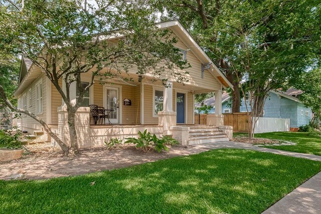 Foto del edificio - 122 Venice St