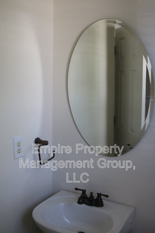 Foto del edificio - 552 Abbeyhill Dr