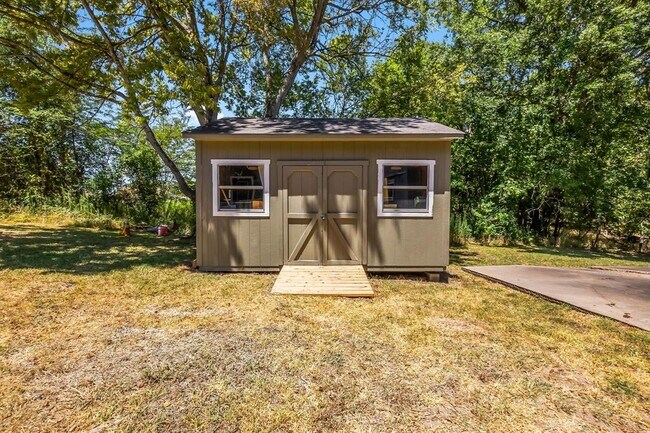 Building Photo - 41 Harbour Row Dr