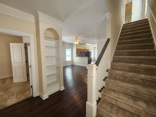 Building Photo - 145 Artisan Pl
