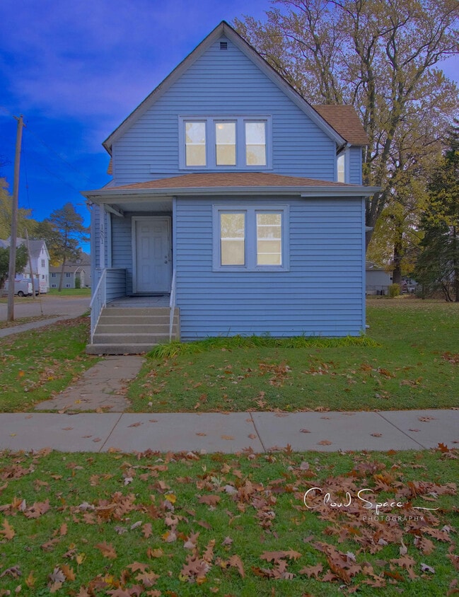 1801 Victoria Ave Unit 2, North Chicago, IL 60064 Condo for Rent in