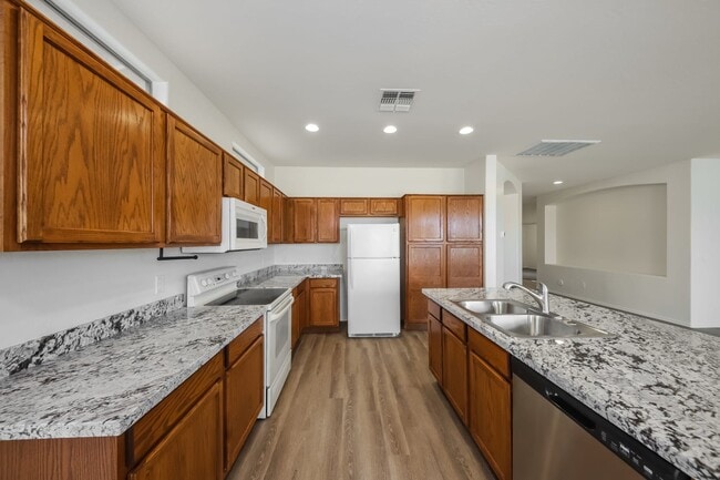 Building Photo - 6140 W Gambit Trl