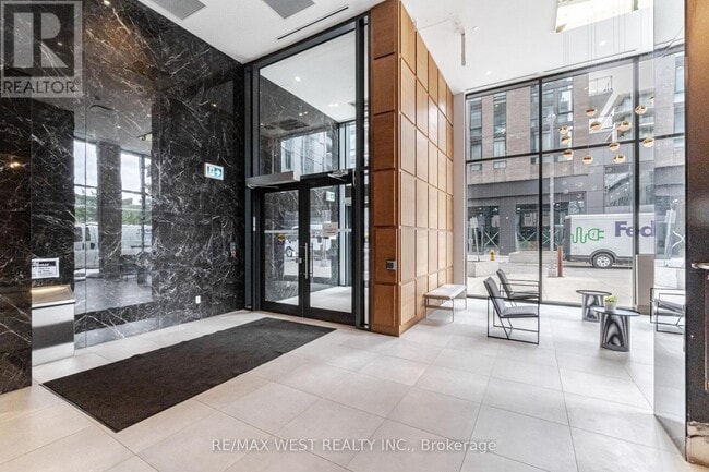 Building Photo - 30 Baseball Pl