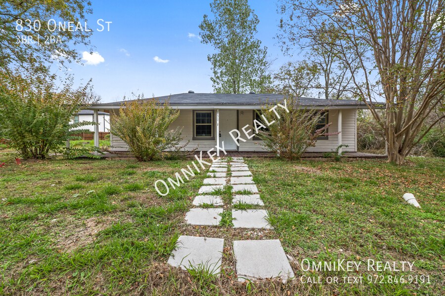 Foto principal - 830 Oneal St
