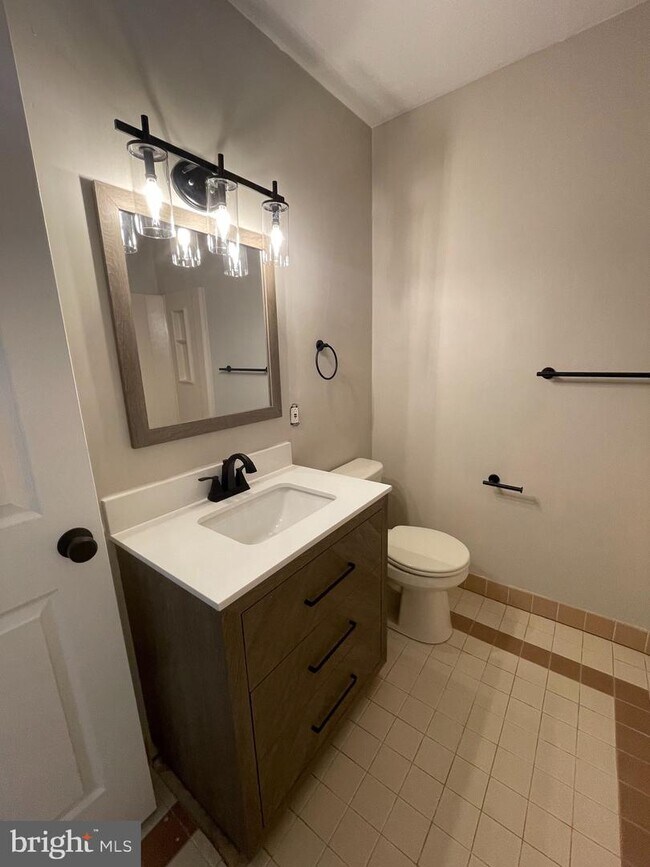 Foto del edificio - 218 Valley Stream Ln