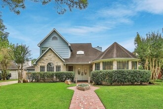 Building Photo - 15107 Easton Park Dr
