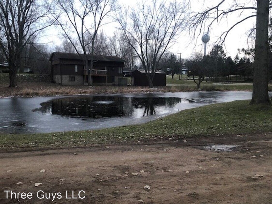 Primary Photo - 29 North Dr