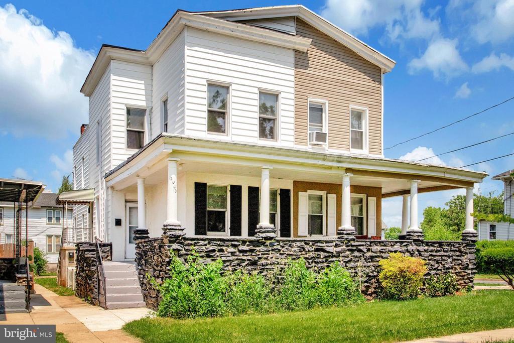 Foto principal - 1003 Walnut Ave