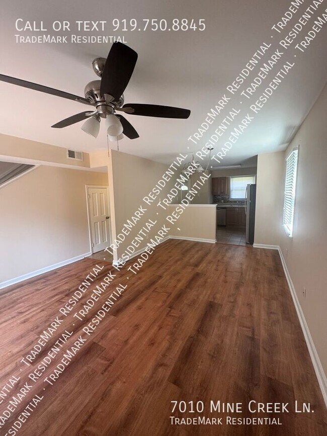 Foto del edificio - 7010 Mine Creek Ln